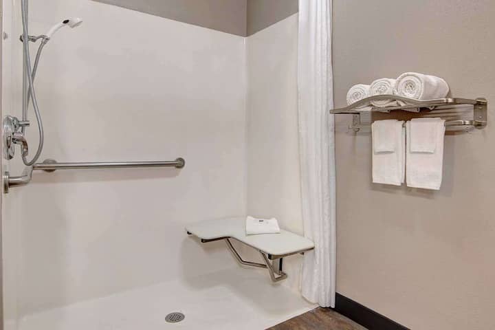 Room 20 of 27